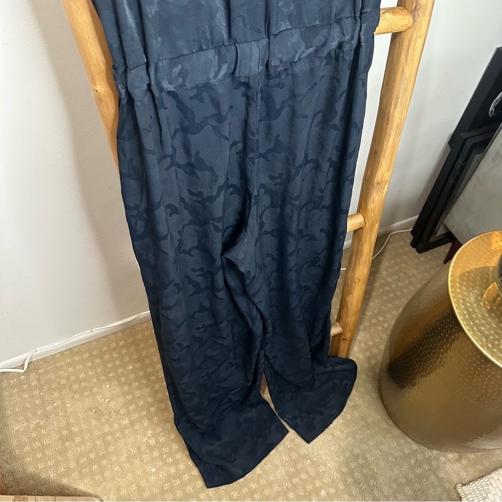CEFINN‎ Navy Satin Jumper 6 - Picture 8 of 13